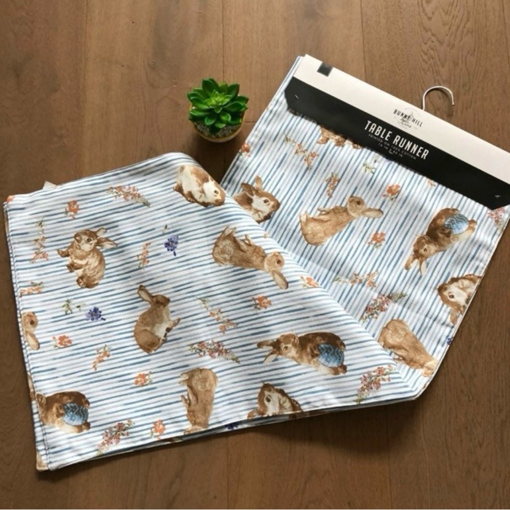 Bunny Hill Farms BHF Bunny Table Runner